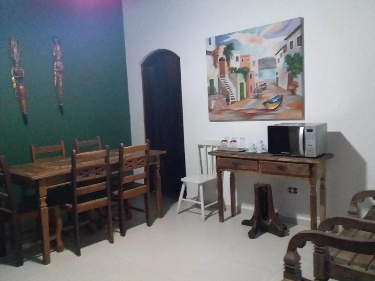 Suites próximo ao rio Jaguareguava em Bertioga Exterior foto